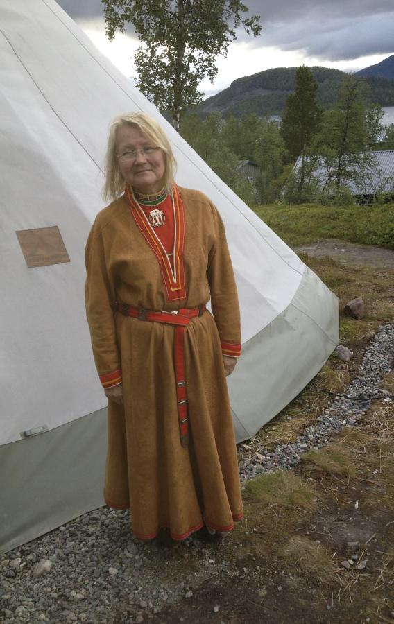 nu16 Crystals go to Japan